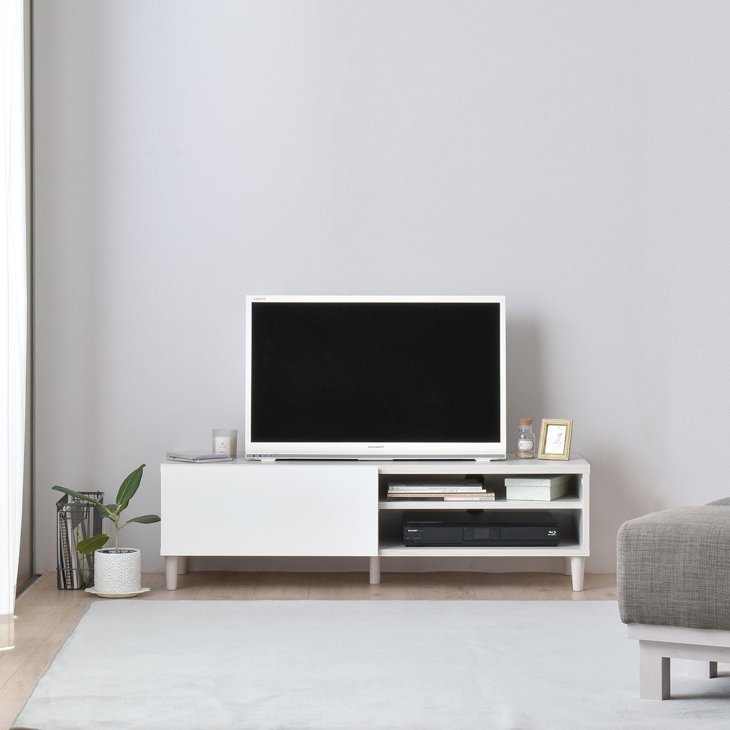 フォーフル　HELM（ヘルム） テレビ台 ローボード（118cm幅） 送料込み・玄関渡し品